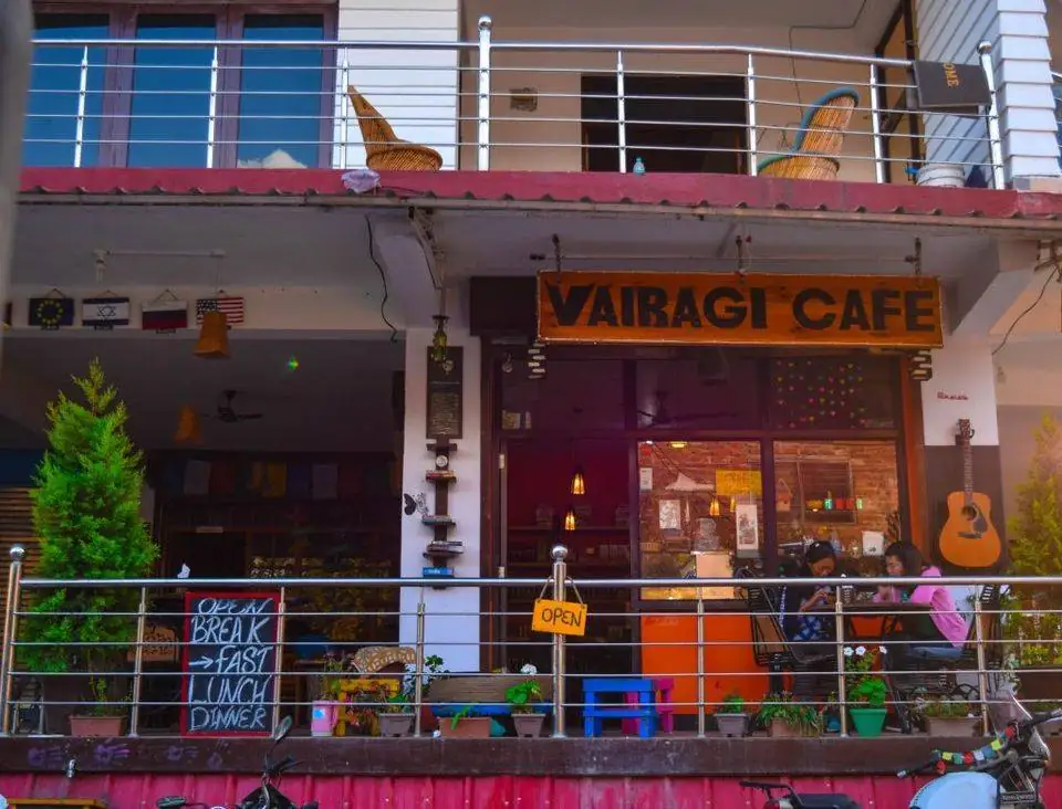 Café in the Bir Billing area