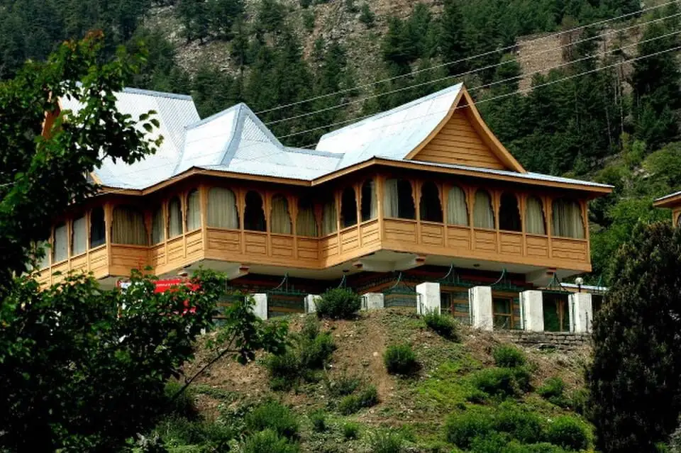 Mountain view hotel near Bir Billing