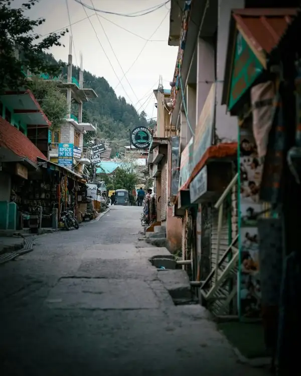A village lane in the Bir area